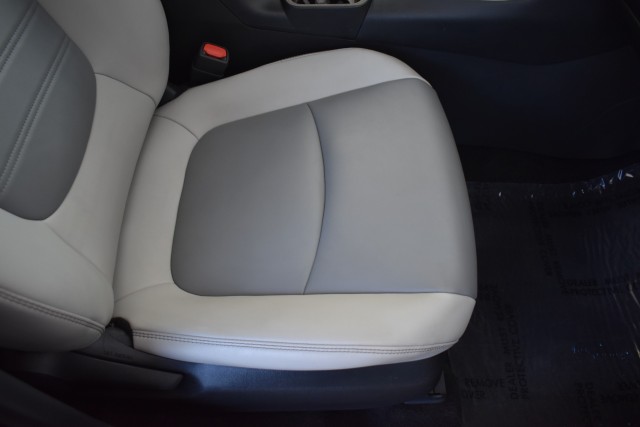 2021 Toyota RAV4 One Owner Navi Leather Moonroof Blind Spot Park Assist Lane Departure JBL Sound MSRP $38,774 40