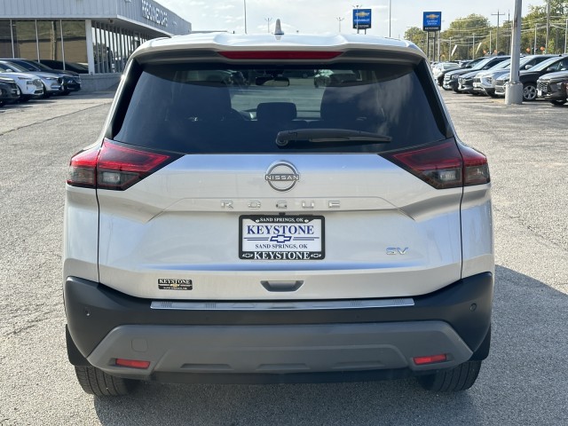 2023 Nissan Rogue SV 4