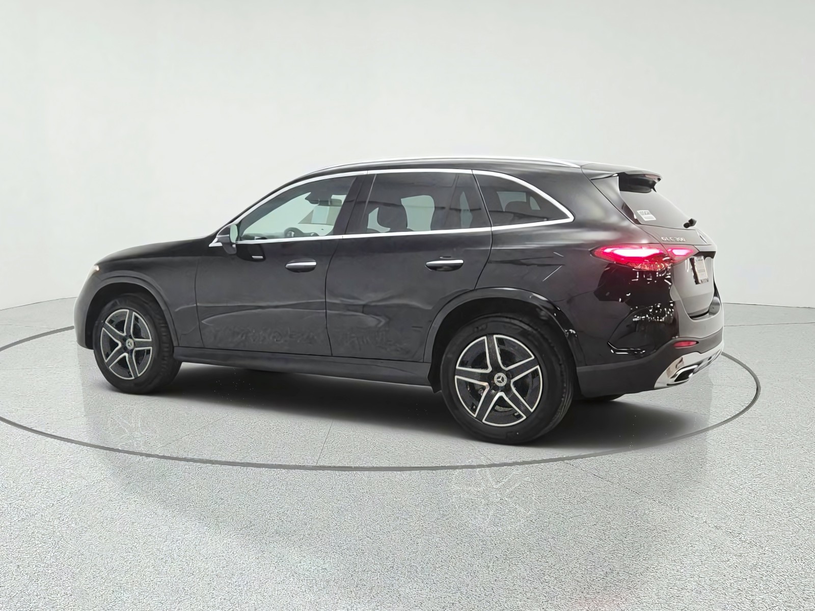 New 2026 Black Mercedes-Benz GLC 300 4MATIC® SUV image 7