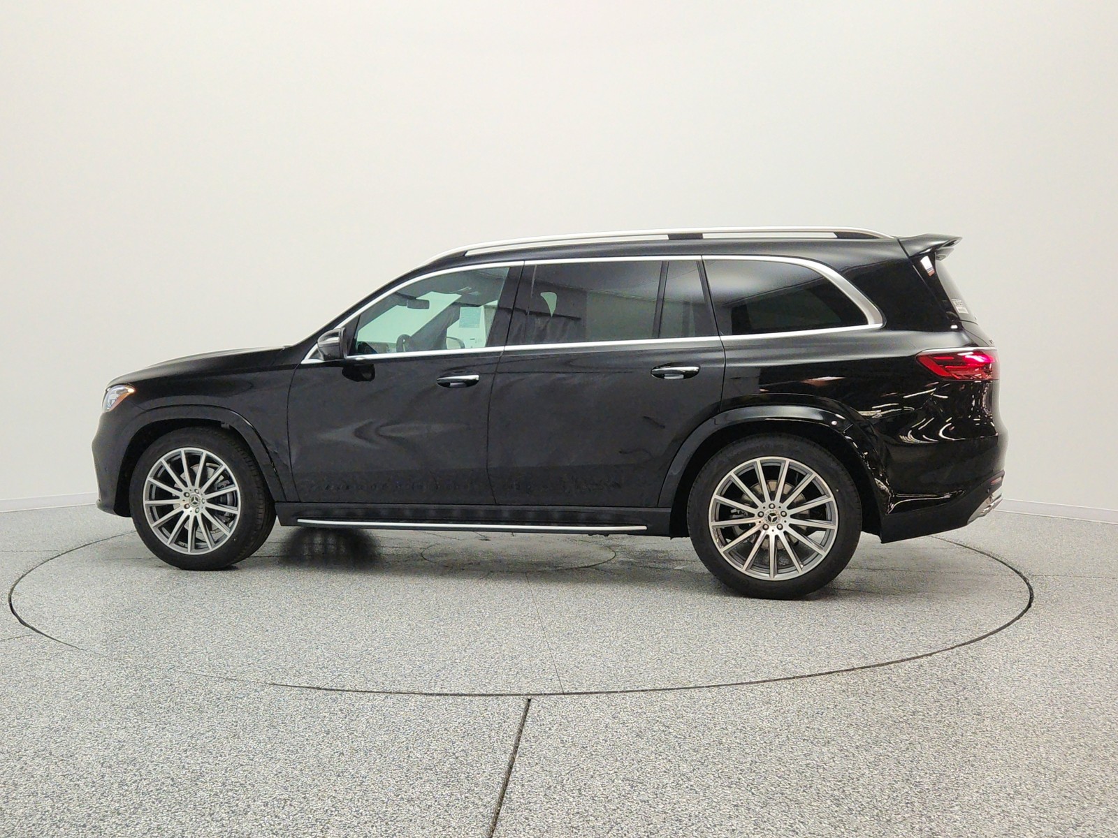 New 2026 Obsidian Black Metallic Mercedes-Benz GLS 450 4MATIC® SUV image 8