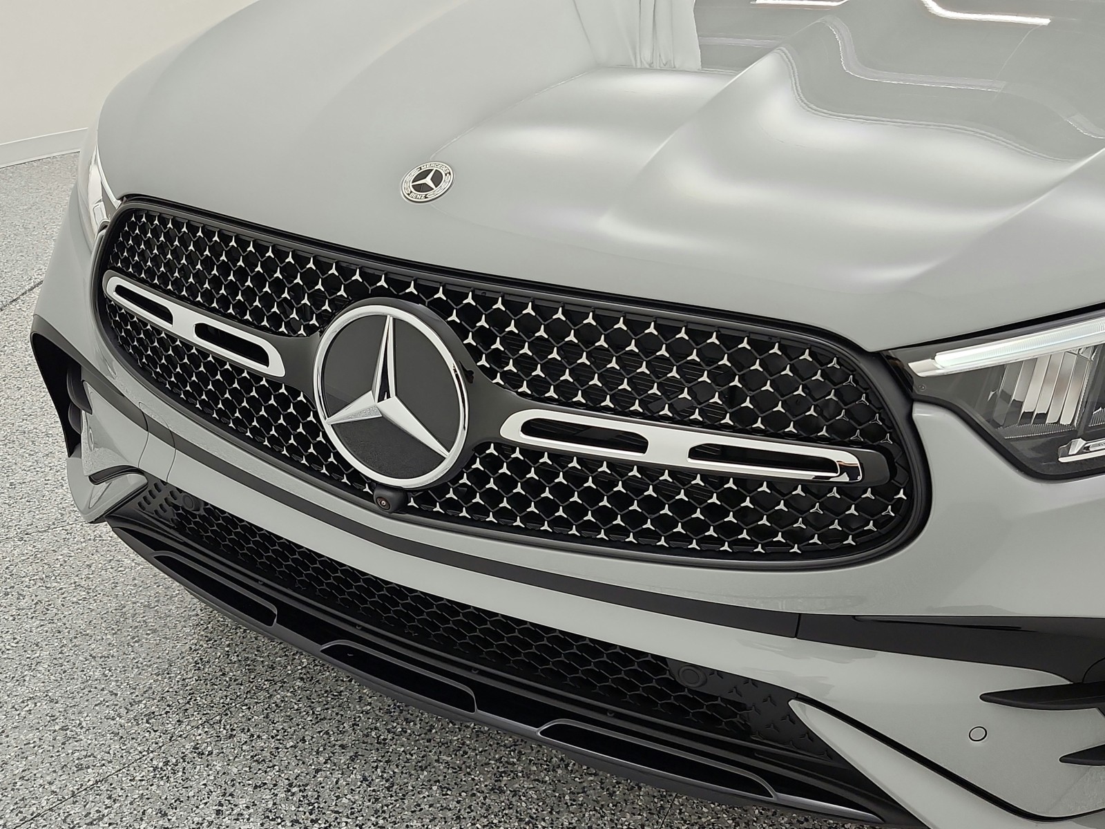 New 2026 MANUFAKTUR Alpine Grey Mercedes-Benz GLC 300 image 21