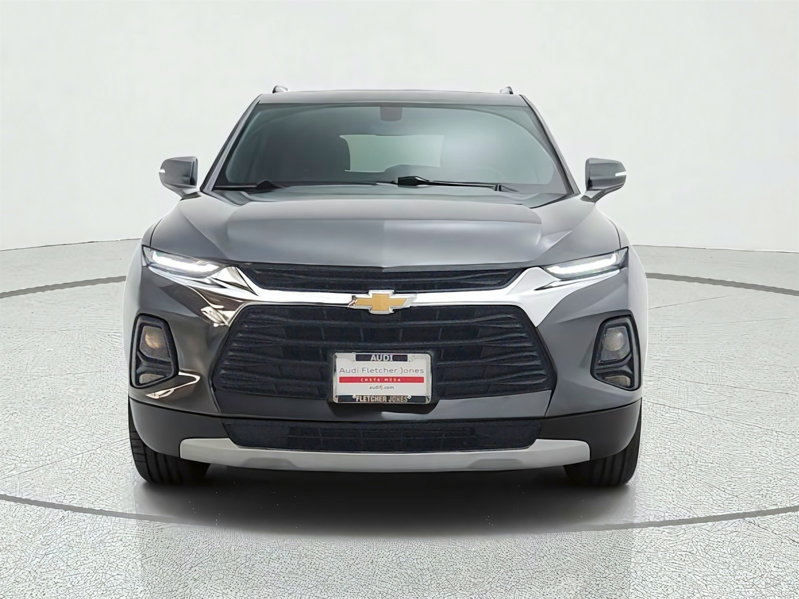 Used 2019 Nightfall Gray Metallic Chevrolet AWD 4dr w/3LT image 2