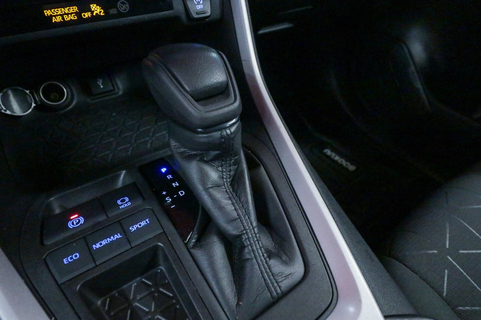 Used Car 2021 Toyota Rav4  Xle For Sale Under $20,000 In Austin, Texas