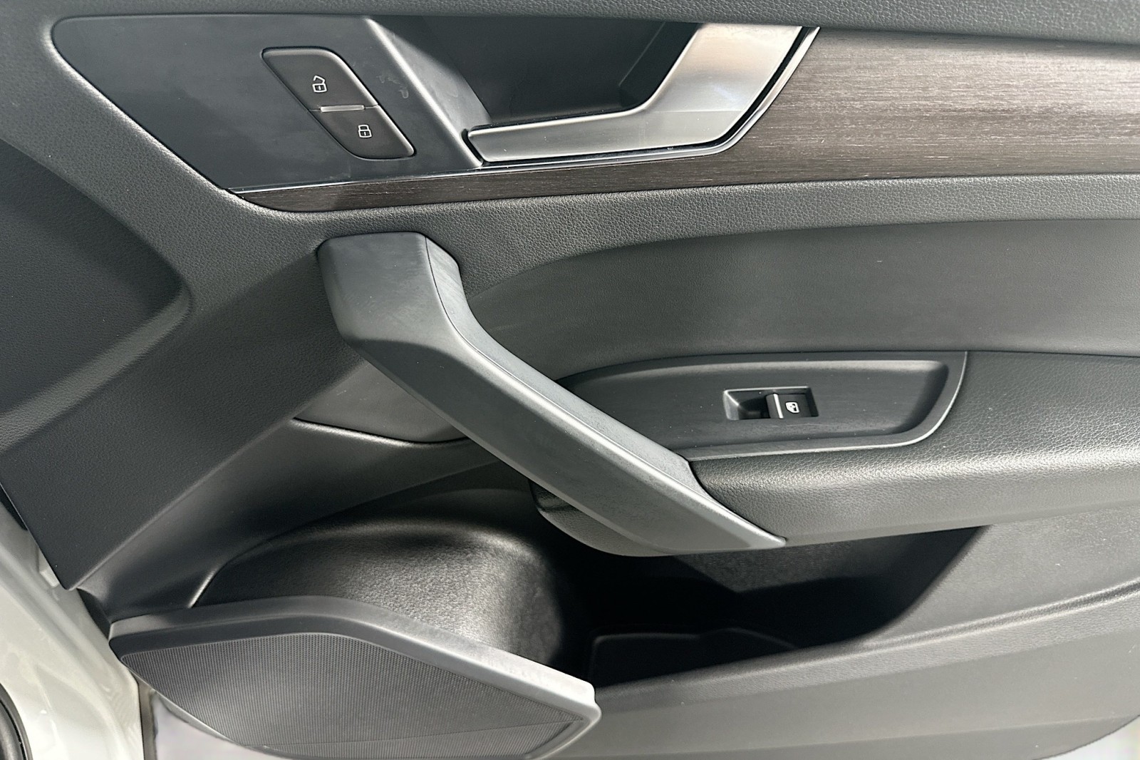 Used 2023 Glacier White Metallic Audi S line Premium image 22