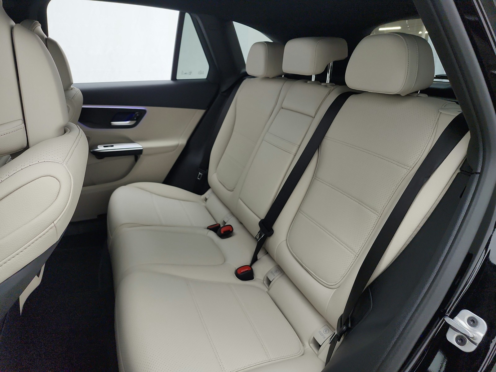 New 2026 Black Mercedes-Benz GLC 300 image 25