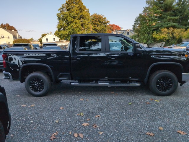 2024 Chevrolet Silverado 3500HD LT 4