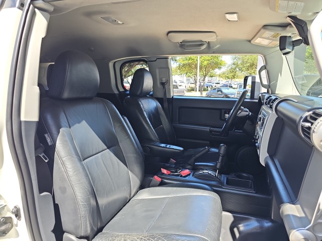 2012 Toyota FJ Cruiser  10