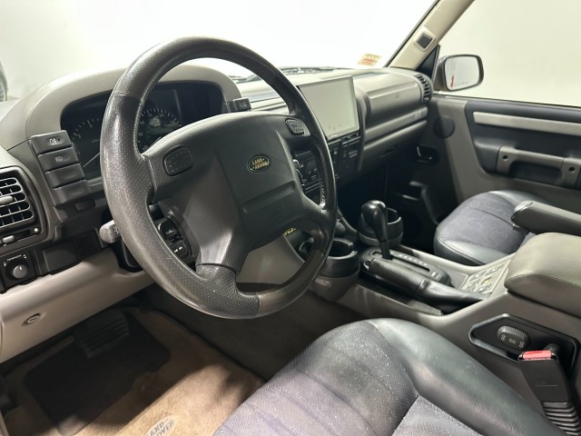 2002 Land Rover Discovery Series II SE in ,