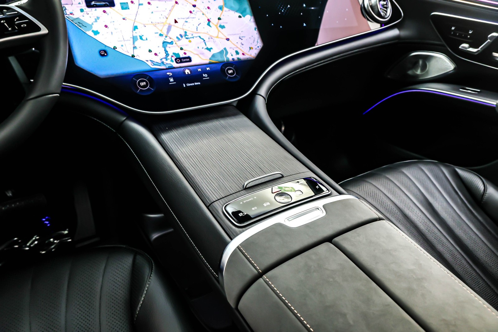 New 2026 Black Mercedes-Benz EQS 400 4MATIC® SUV image 6