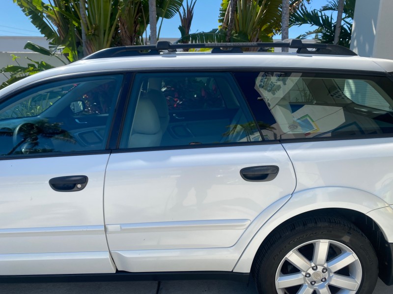 2009 Subaru Outback Special Edition LOW MILES 68,114 in ,