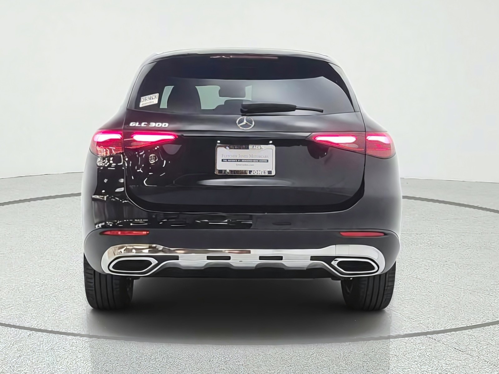 New 2027 Black Mercedes-Benz GLC 300 SUV image 6