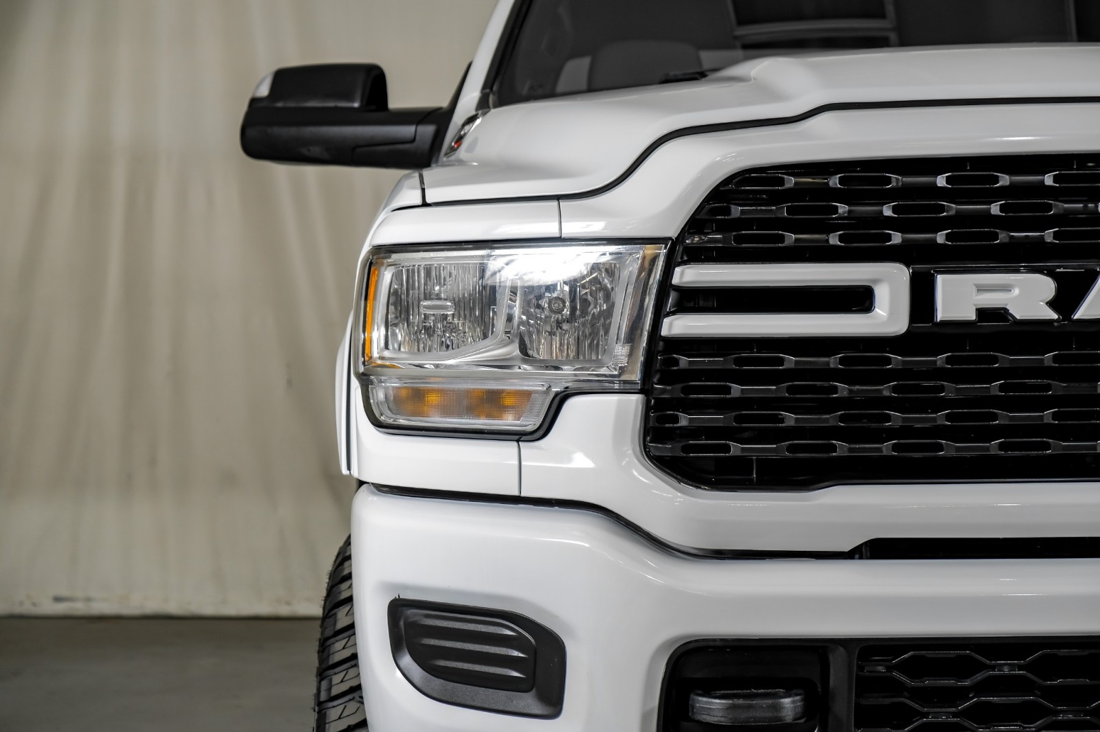 2022 Ram 3500 Big Horn 33