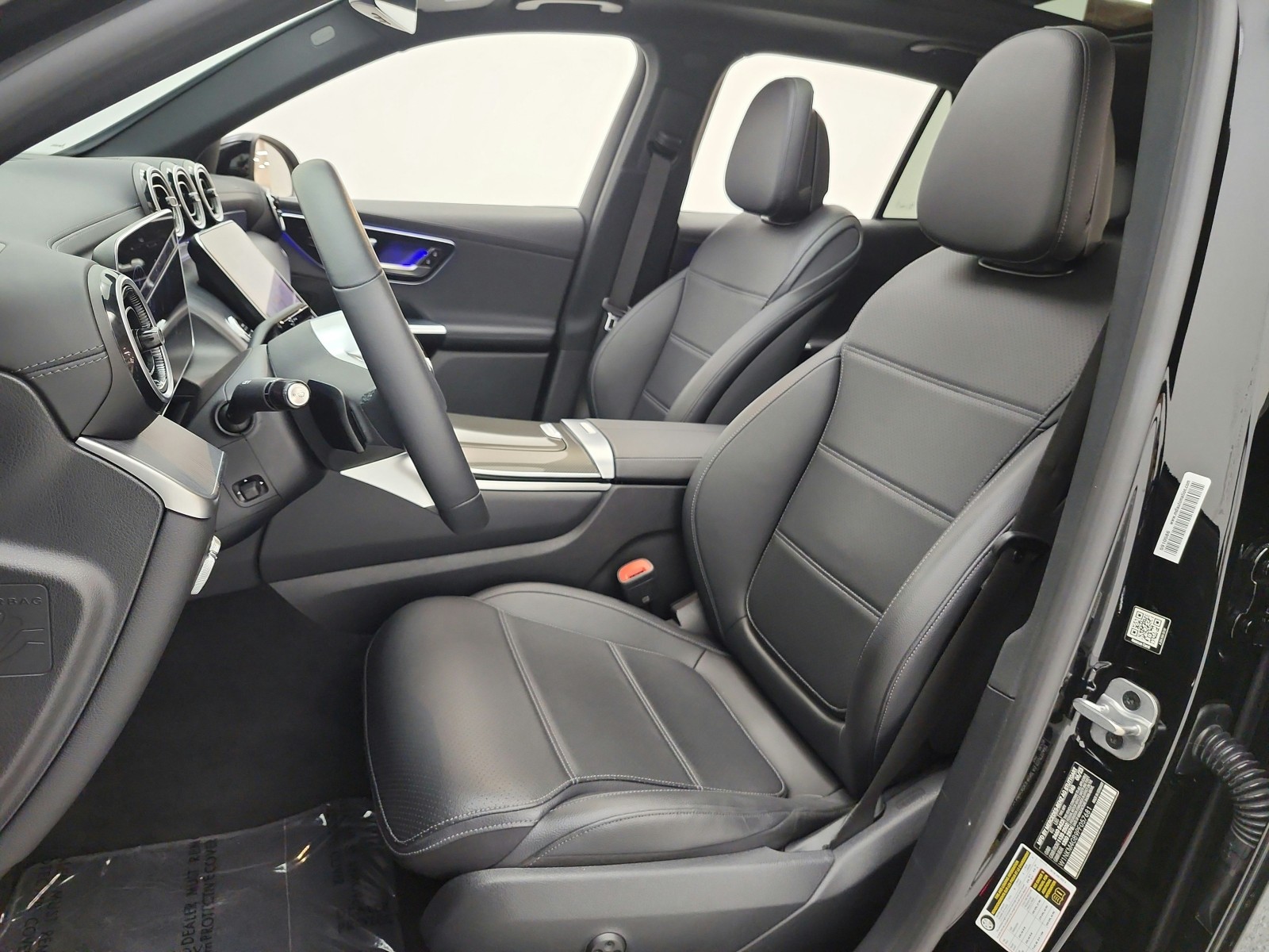 Used 2023 Black Mercedes-Benz GLC 300 SUV image 15