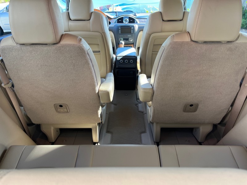 2011 Buick Enclave 1 FL CXL-1 LOW MILES 64,303 SUV in ,