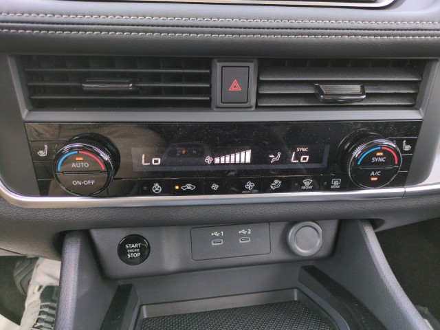 NissanRogue28