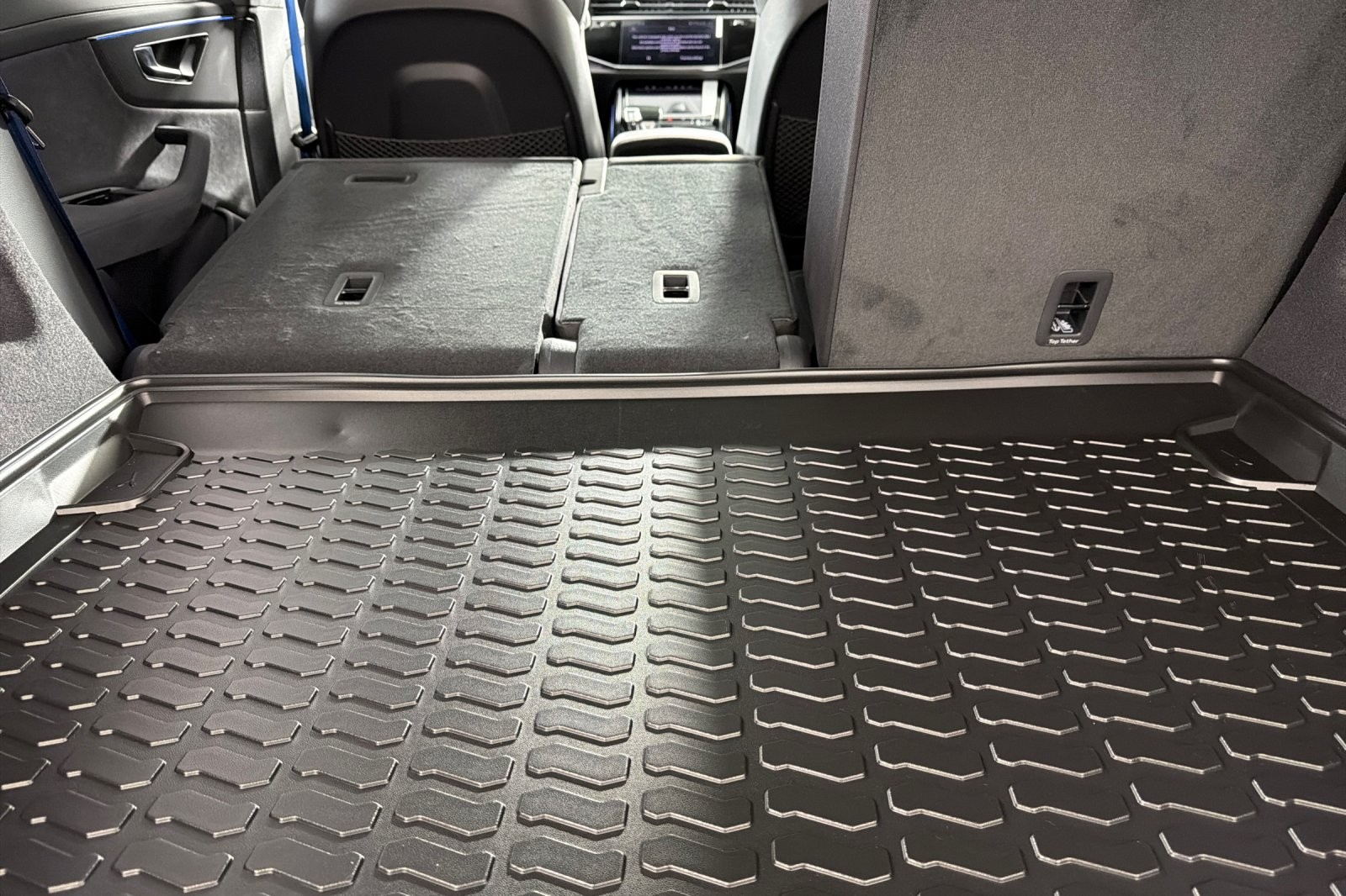 New 2026 Waitomo Blue Metallic Audi performance quattro image 14