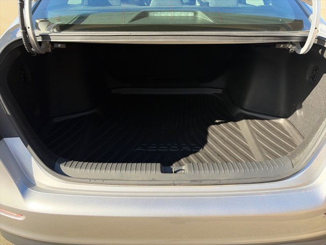 HondaAccord Hybrid41