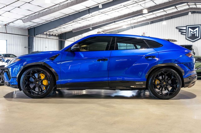 Used Car 2024 Lamborghini Urus  Performante For Sale Under $320,000 In Boerne, Texas