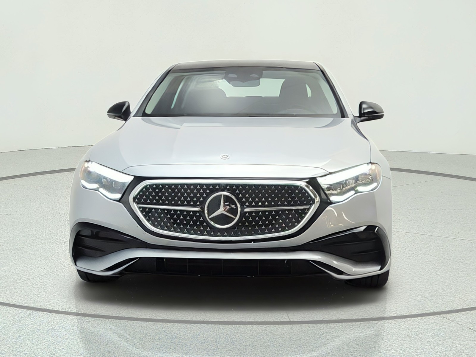 New 2027 Cirrus Silver Metallic Mercedes-Benz E 450 4MATIC® Sedan image 2
