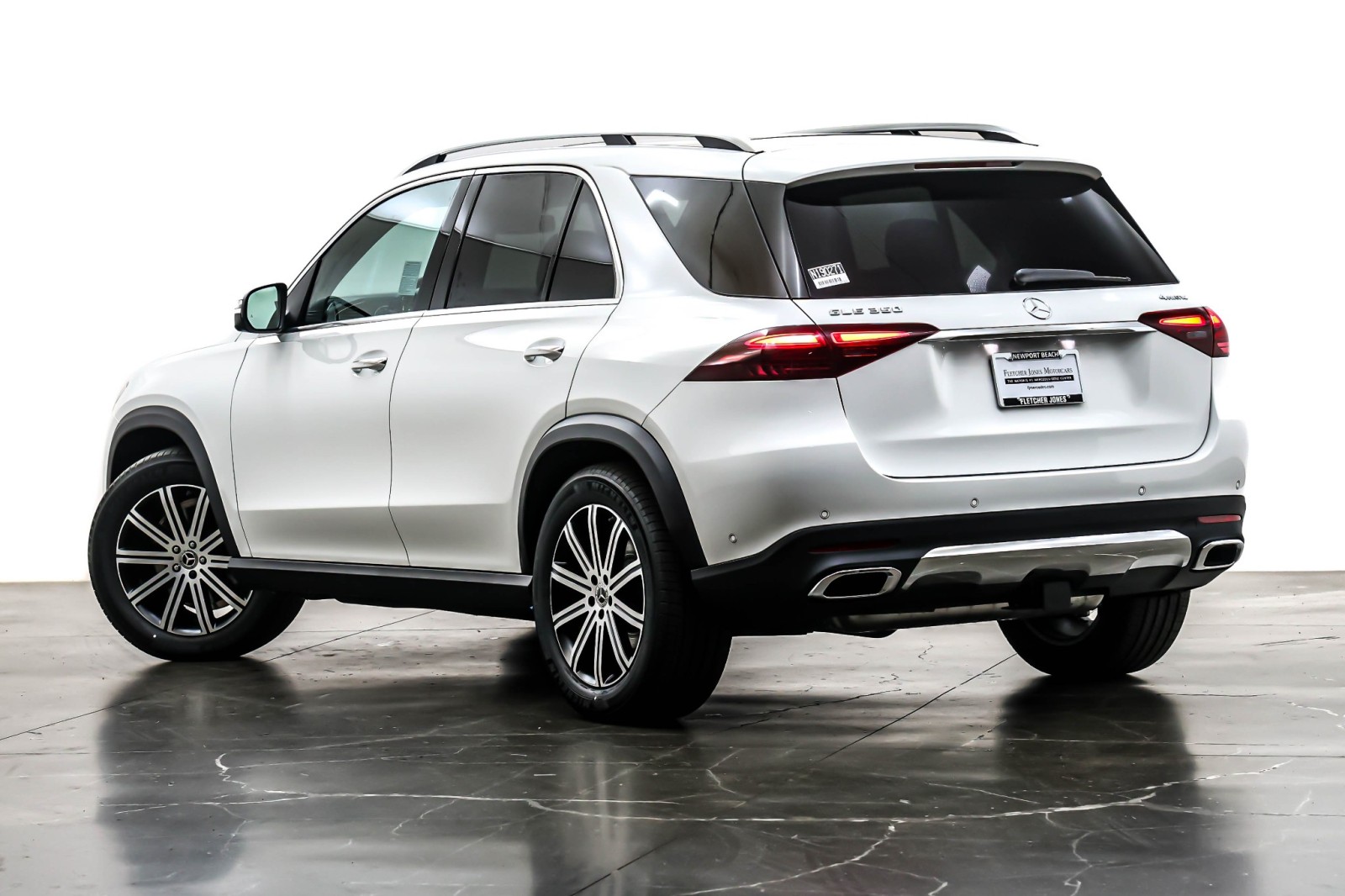 New 2026 Polar White Mercedes-Benz GLE 350 image 12