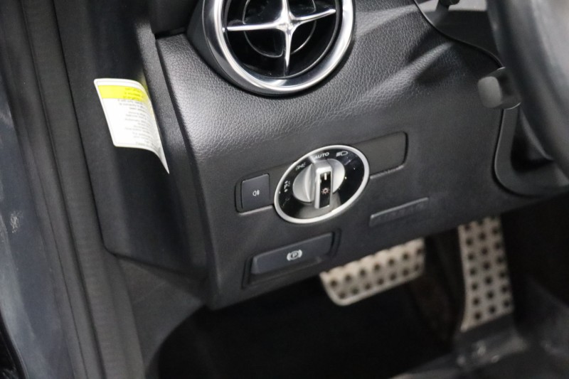 2013 Mercedes-Benz SLK 250 AMG Sport 2dr Roadster in ,