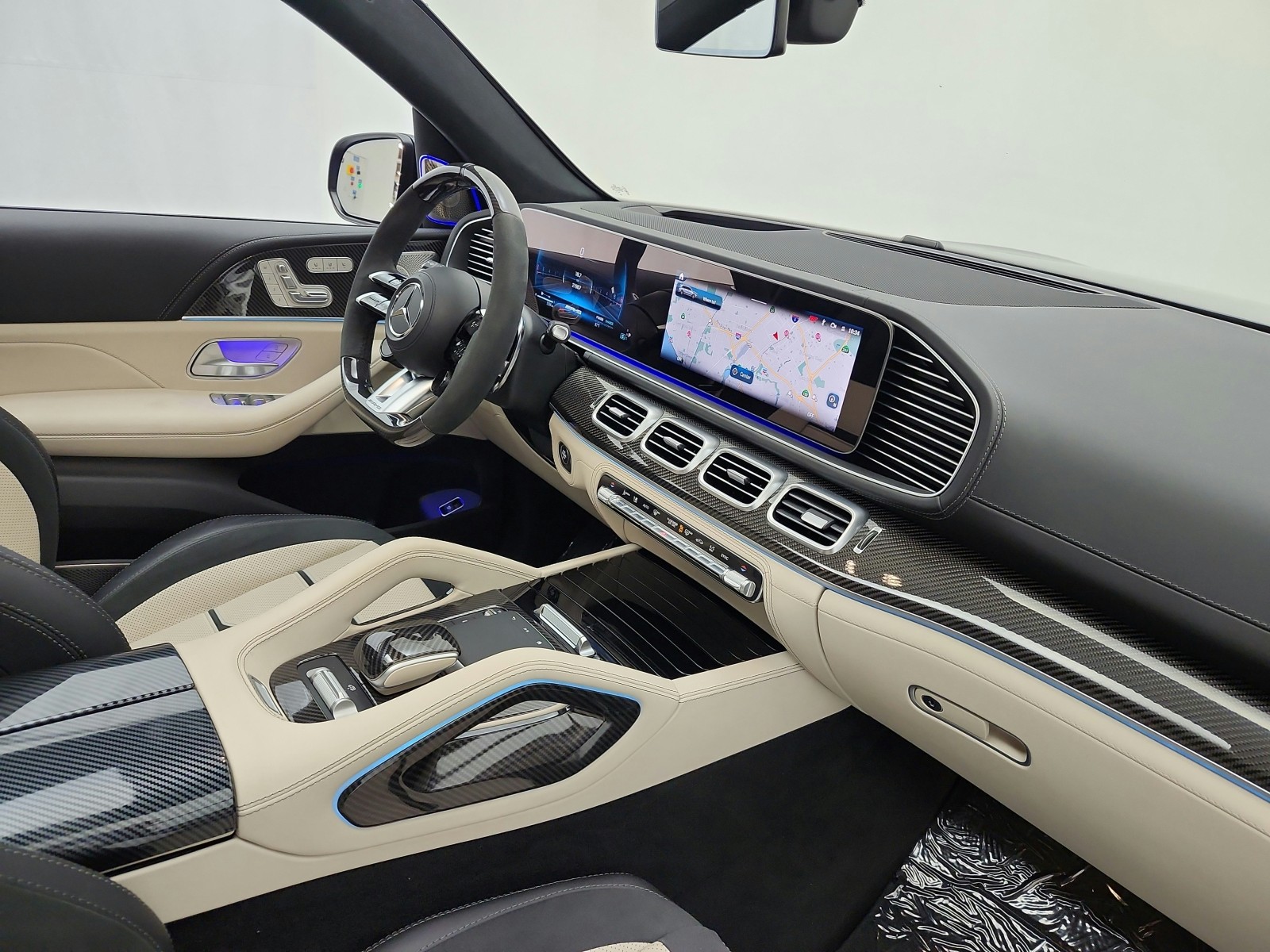 Used 2024 Twilight Blue Metallic Mercedes-Benz AMG® GLS 63 4MATIC+ SUV image 18