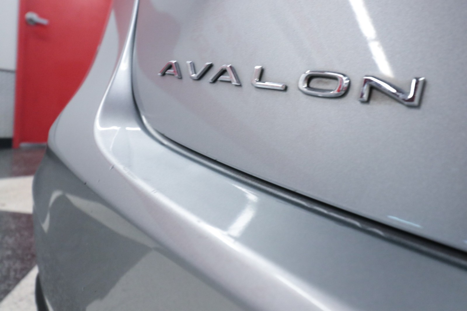 Used Car 2018 Toyota Avalon  Xle Premium For Sale Under $25,000 In Austin, Texas