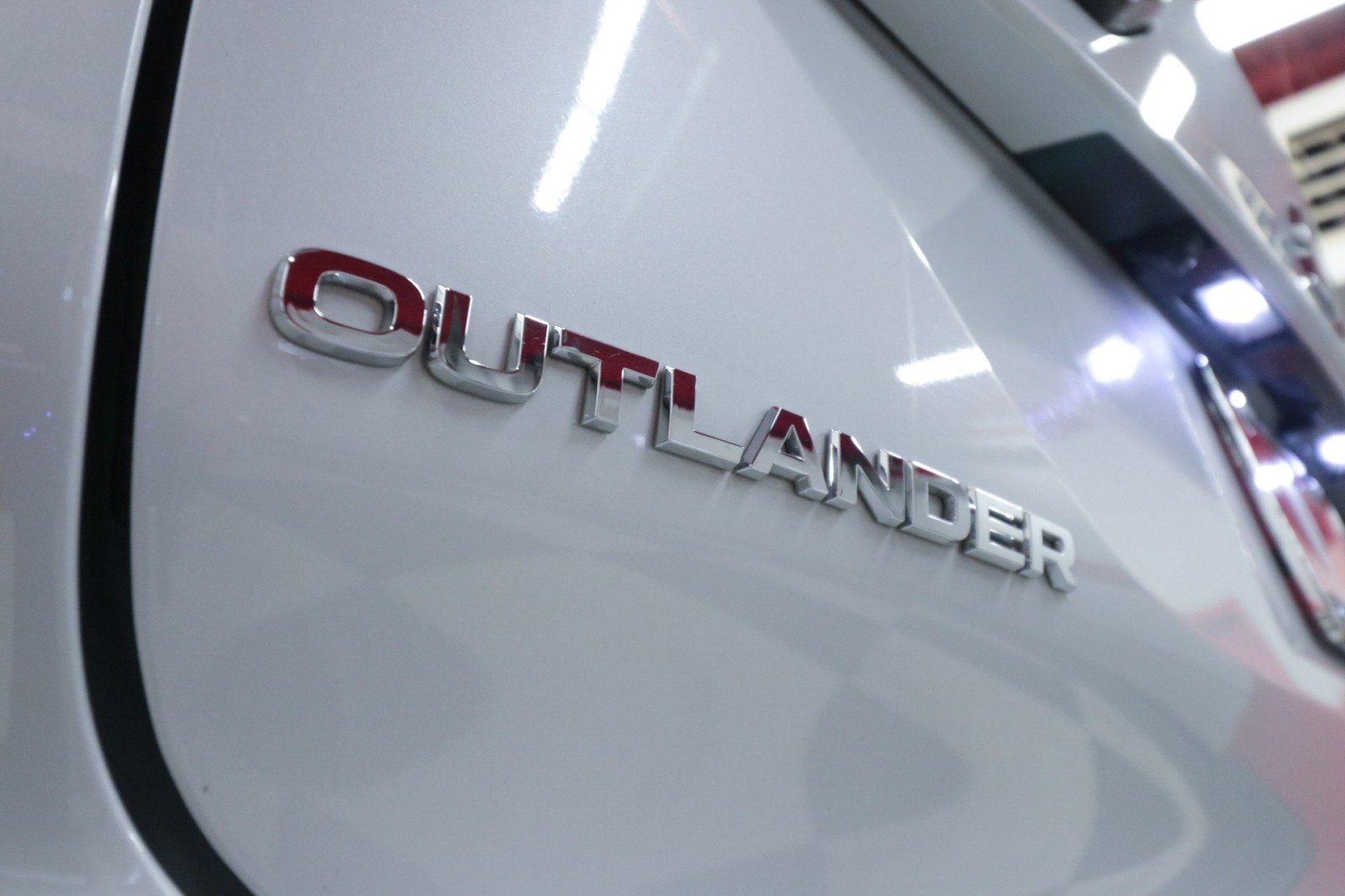 Used Car 2024 Mitsubishi Outlander  Se For Sale Under $25,000 In Austin, Texas