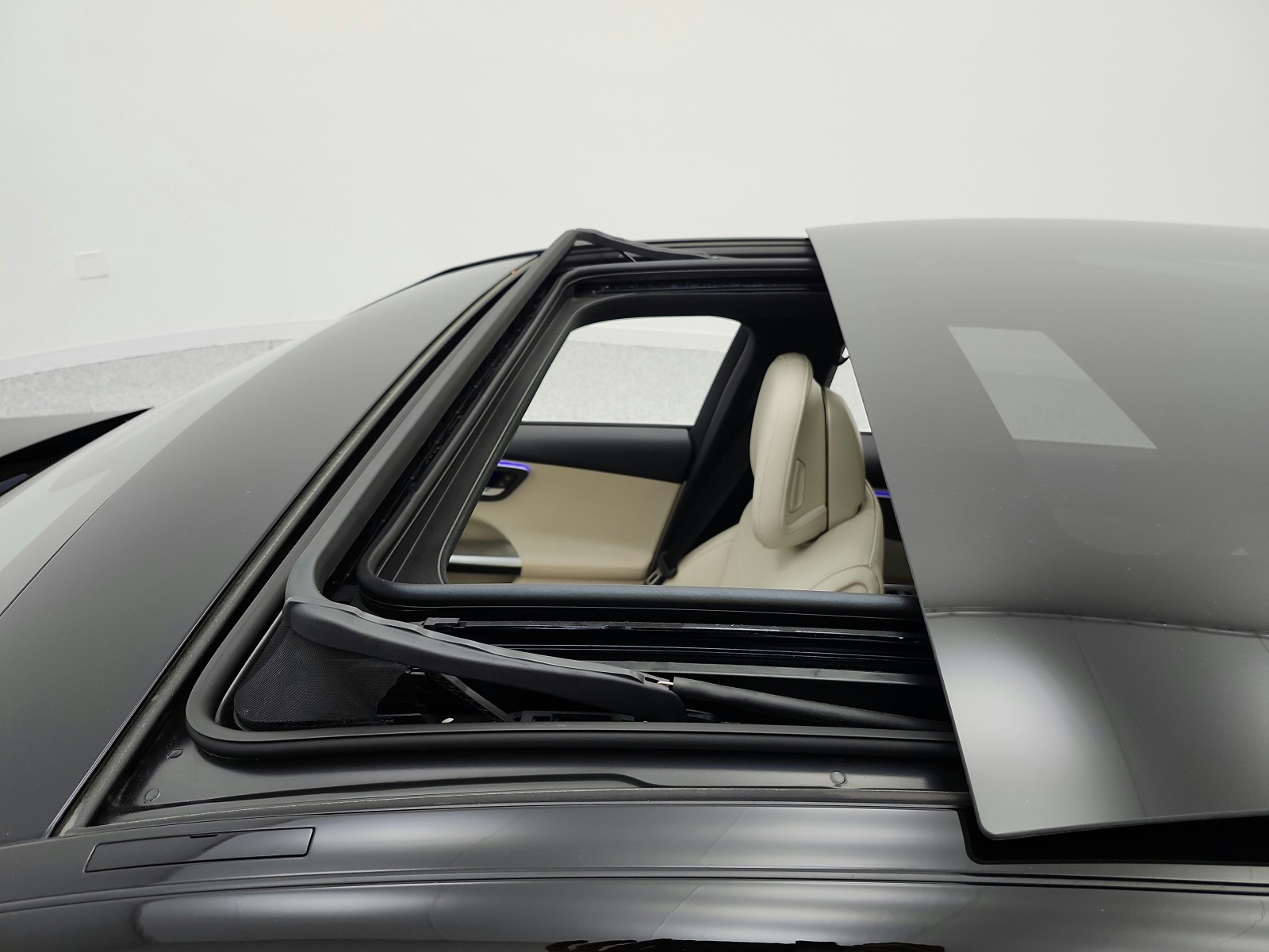 Certified Used 2022 Black Mercedes-Benz C 300 Sedan image 11