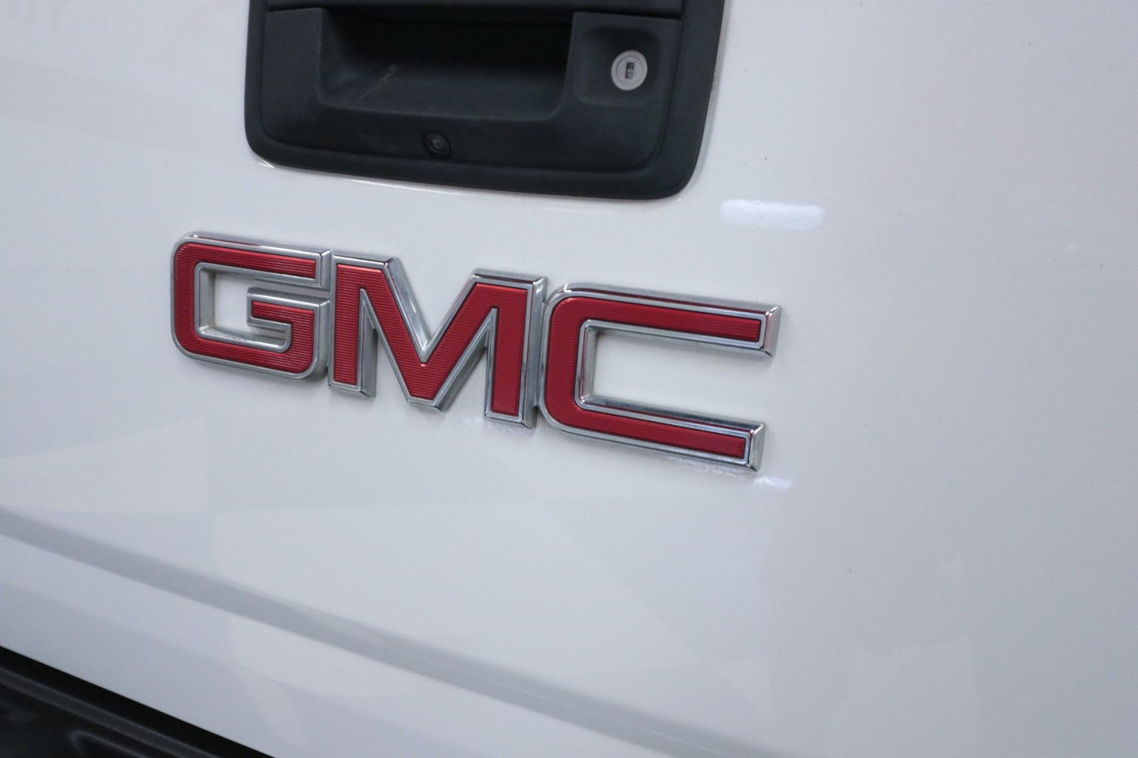 Used Car 2016 Gmc Canyon  2wd Sle For Sale Under $20,000 In Austin, Texas