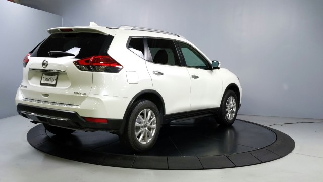 2017 Nissan Rogue SV 6