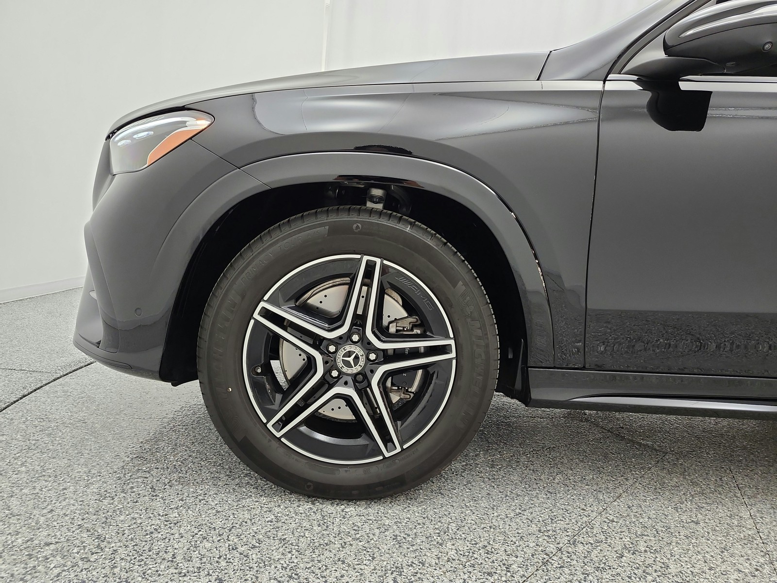 Certified Used 2026 Black Mercedes-Benz GLE 450 4MATIC® SUV image 18