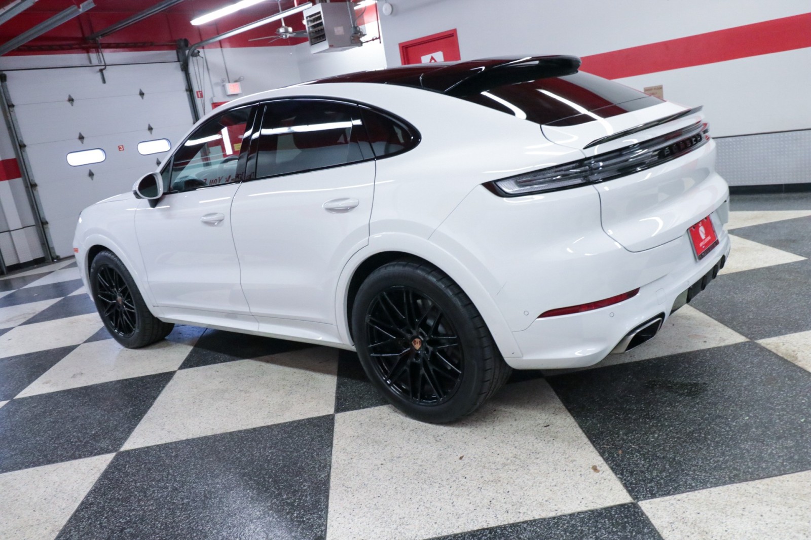 Used Car 2025 Porsche Cayenne  For Sale Under $90,000 In Austin, Texas