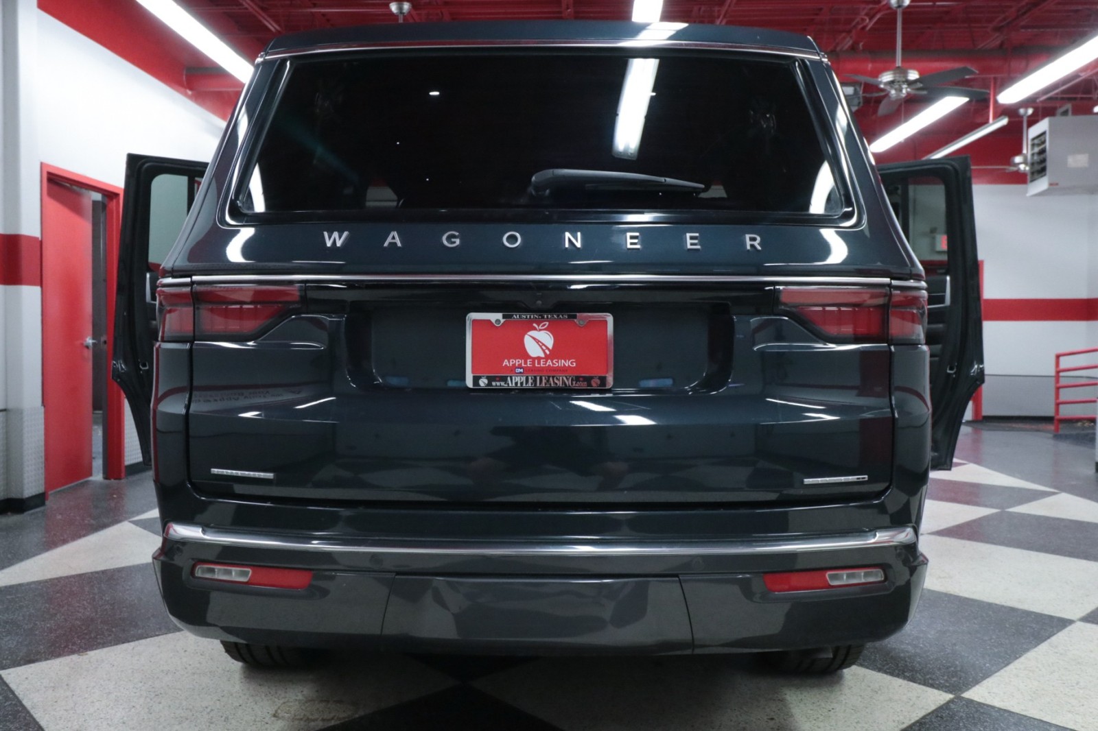 Used Car 2022 Jeep Wagoneer  Series I For Sale Under $40,000 In Austin, Texas