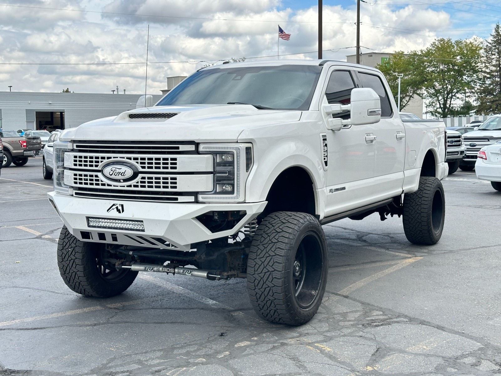 2017 Ford Super Duty F-350 SRW Platinum 19