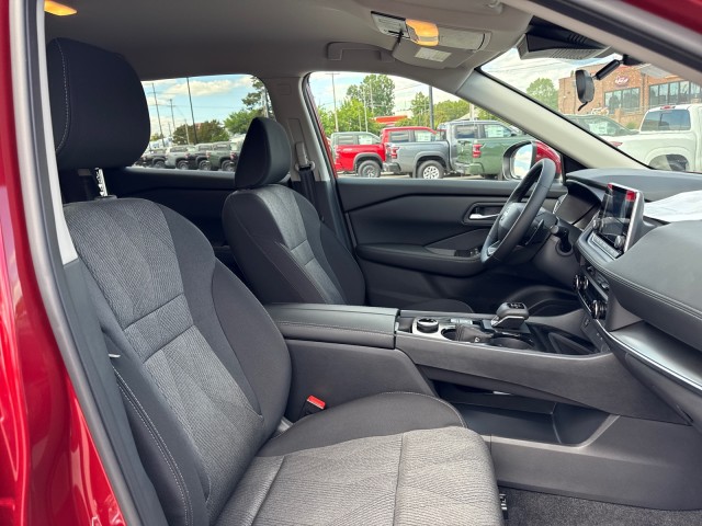 NissanRogue24
