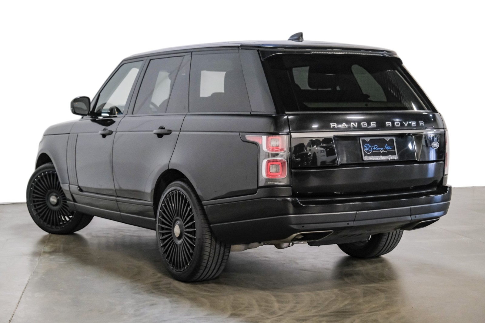 2020 Land Rover Range Rover 22Alloys DrivePkg PremiumInteriorPkg 9