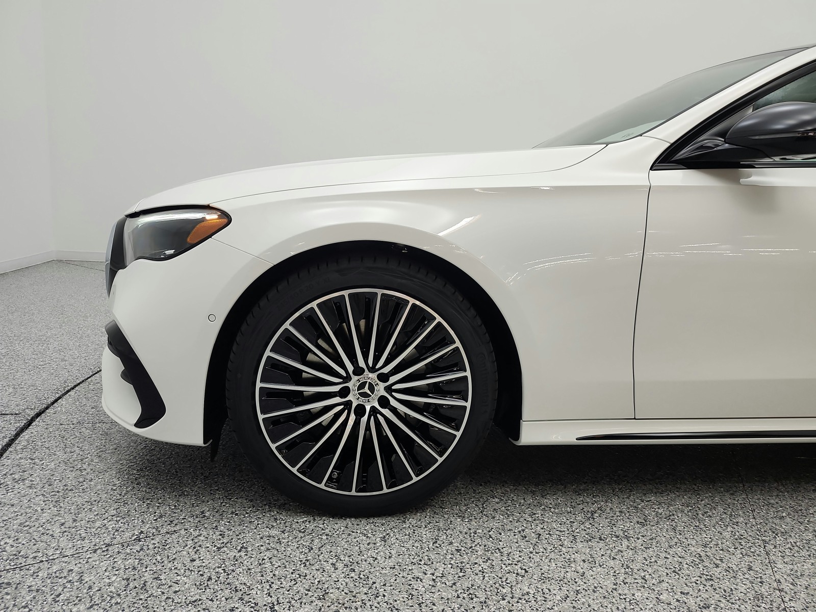 New 2027 Polar White Mercedes-Benz E 350 RWD Sedan image 15