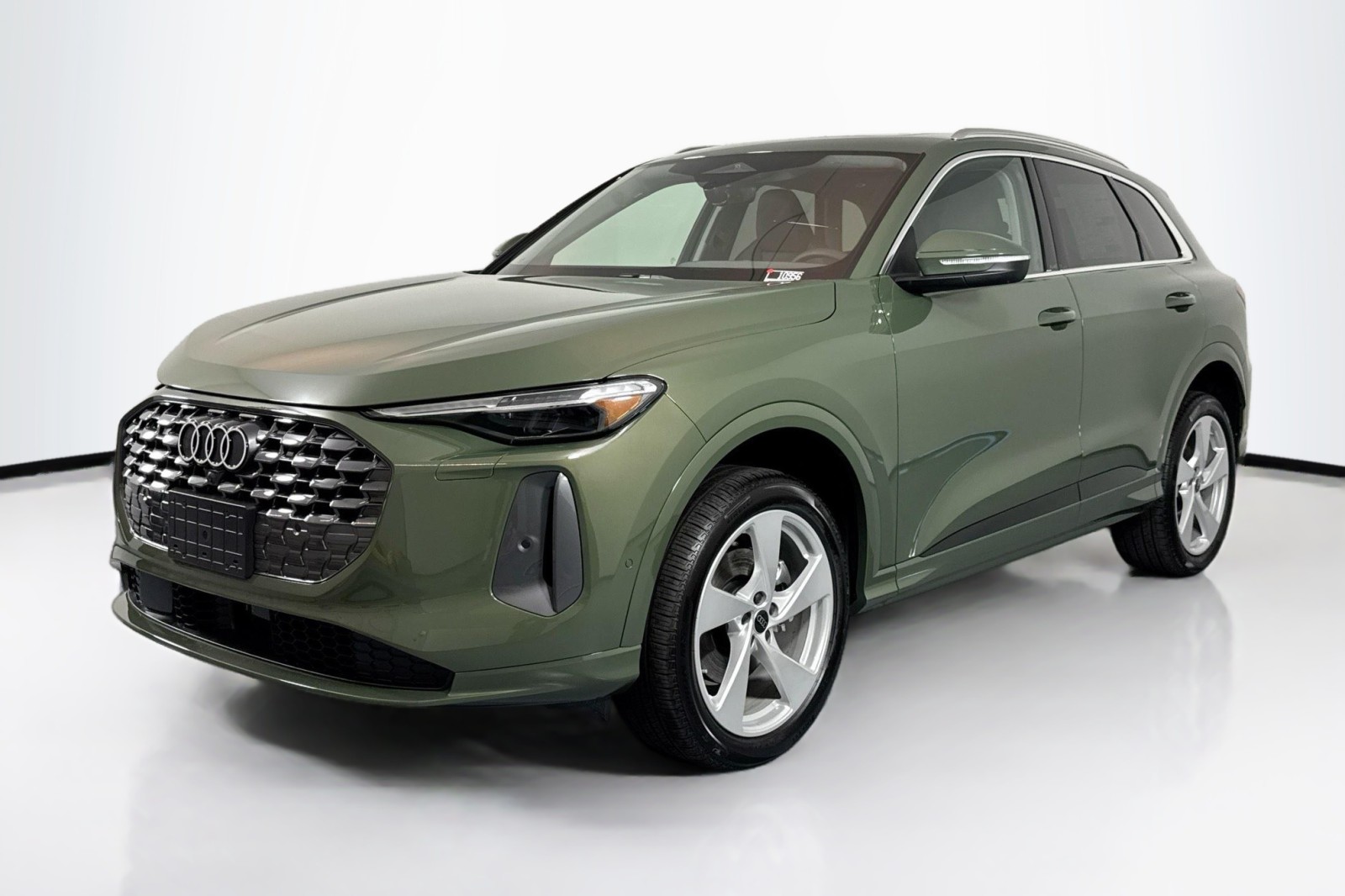 2025 Audi New Q5 Premium Plus's photo