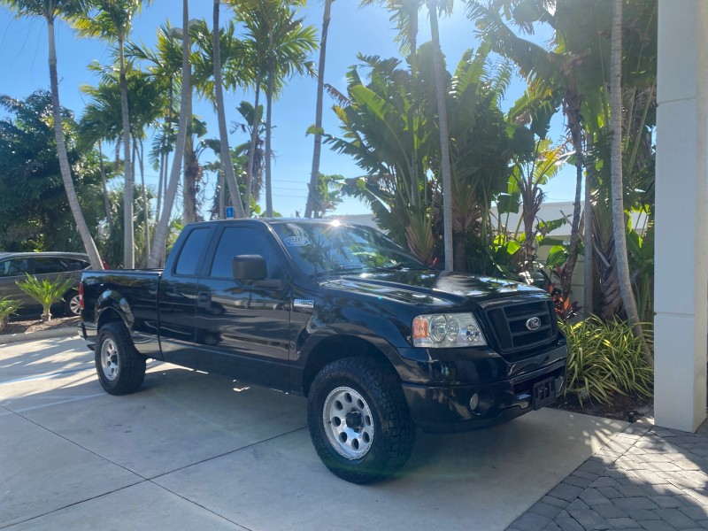 2006 Ford F-150 STX 4 DOOR LOW MILES 92,223 in ,