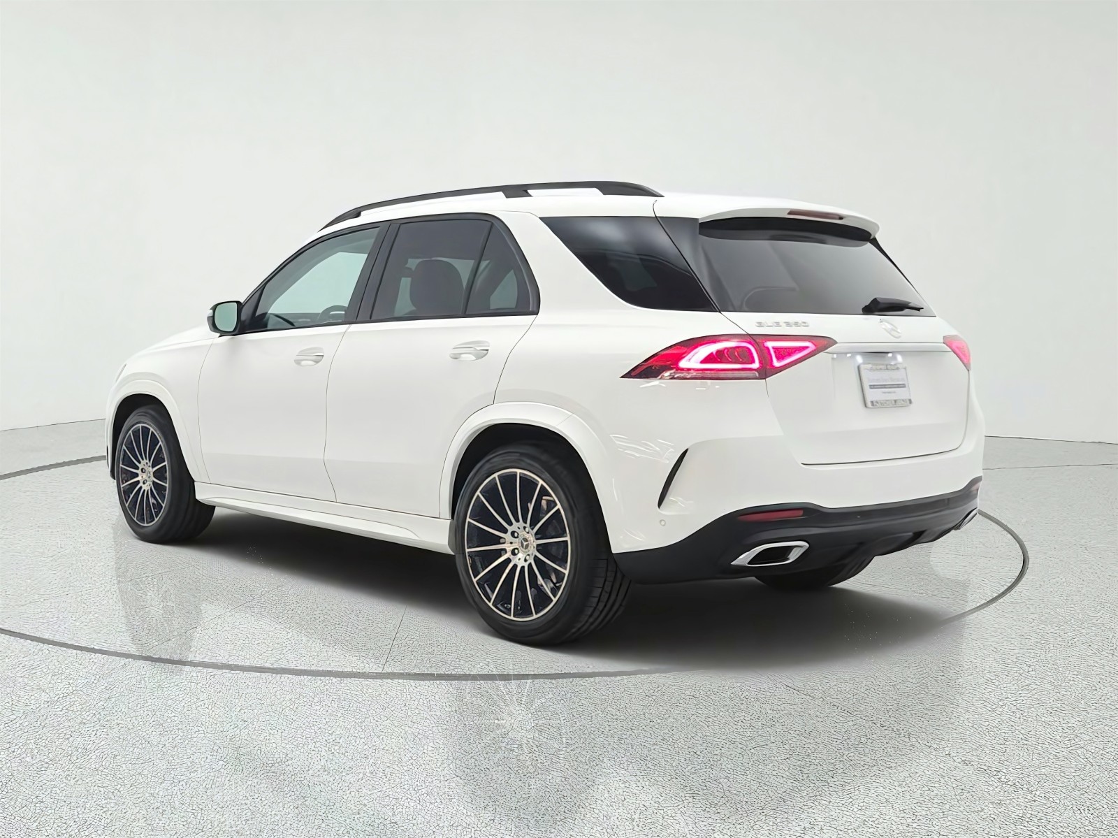 Used 2022 Polar White Mercedes-Benz GLE 350 SUV image 7