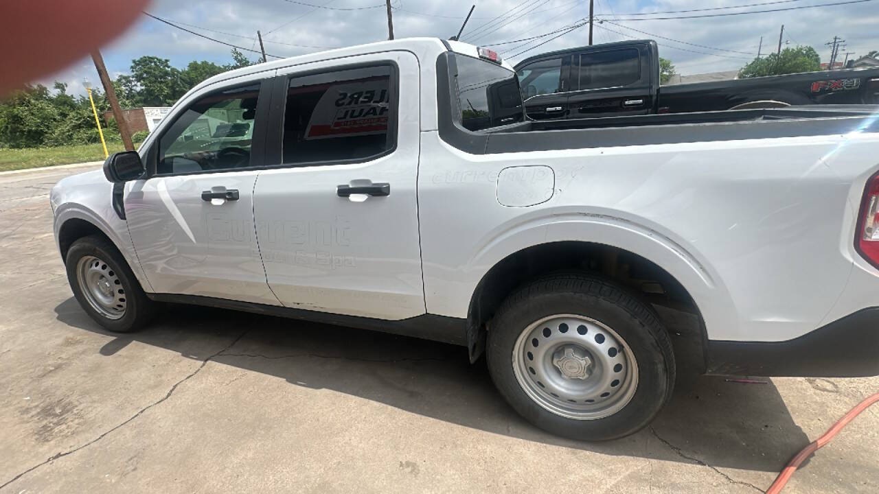 Oxford White 2024 Ford Maverick XL SuperCrew FWD Pickup Truck Front-Wheel Drive Automatic