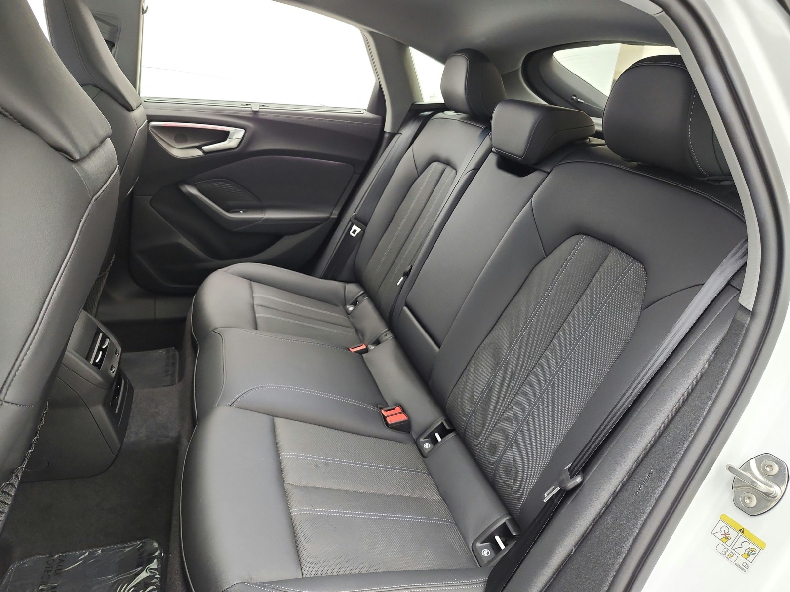 Used 2025 Glacier White Metallic Audi Premium Plus image 13