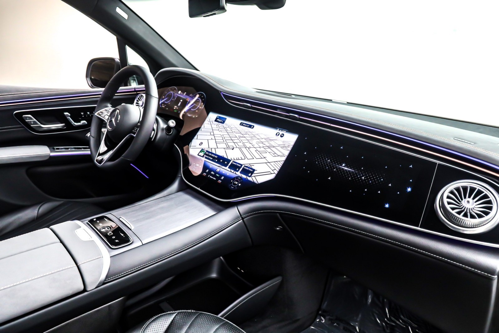 New 2026 Black Mercedes-Benz EQS 400 4MATIC® SUV image 7