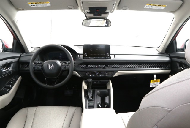 HondaAccord Sedan27