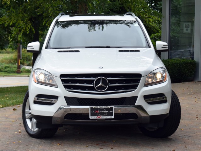 2014 Mercedes-Benz ML 350 4MATIC AWD One Owner Navi Leather Moonroof Heated Front Seats Rear View Camera Trailer Hitch MSRP $55,710 7