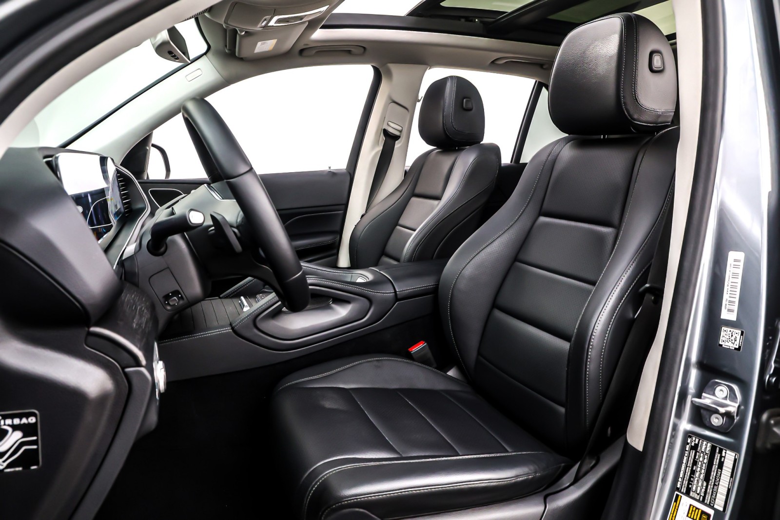 Used 2020 Selenite Grey Metallic Mercedes-Benz GLE 350 4MATIC® SUV image 17