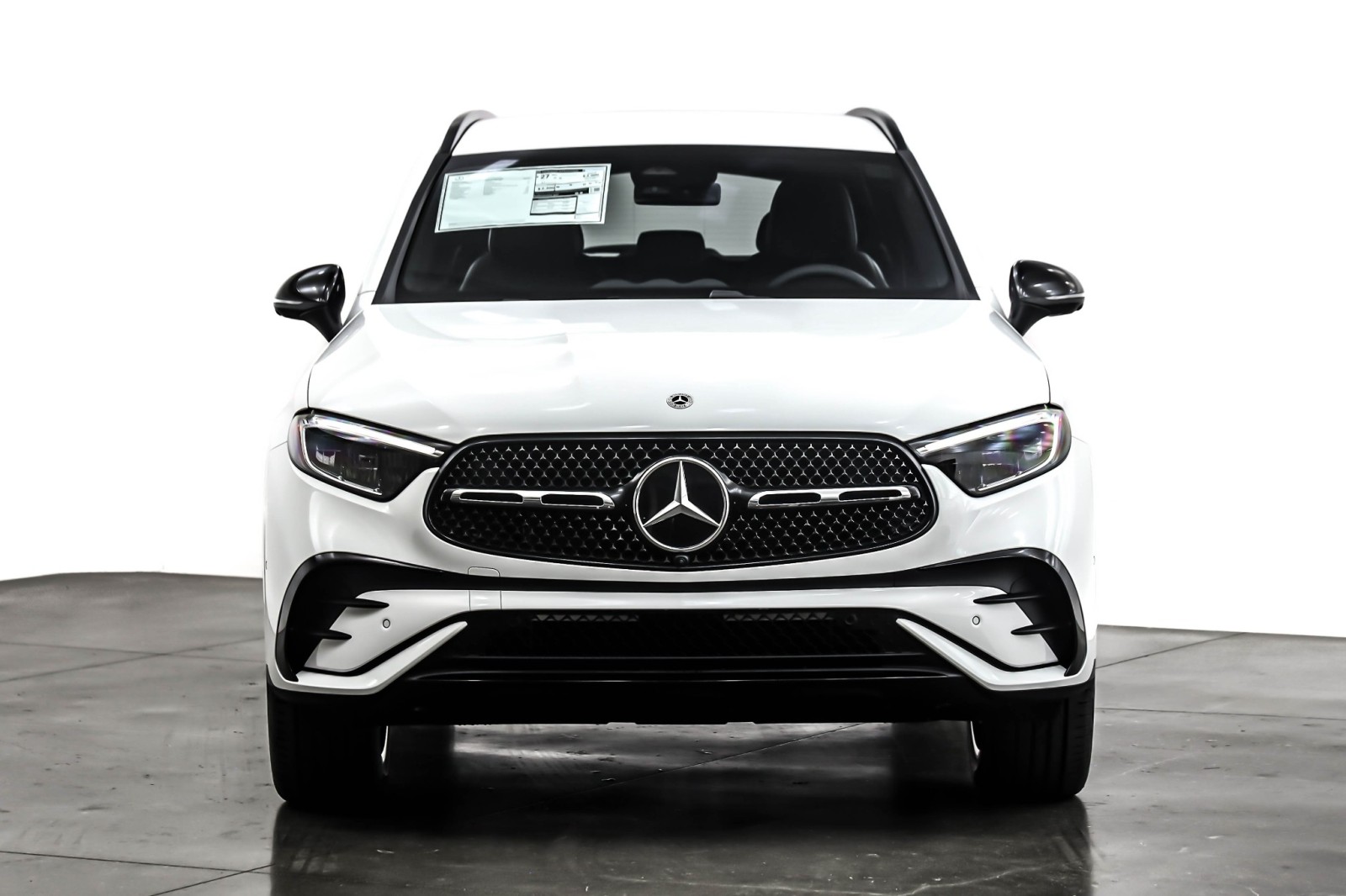New 2026 Polar White Mercedes-Benz GLC 300 image 2