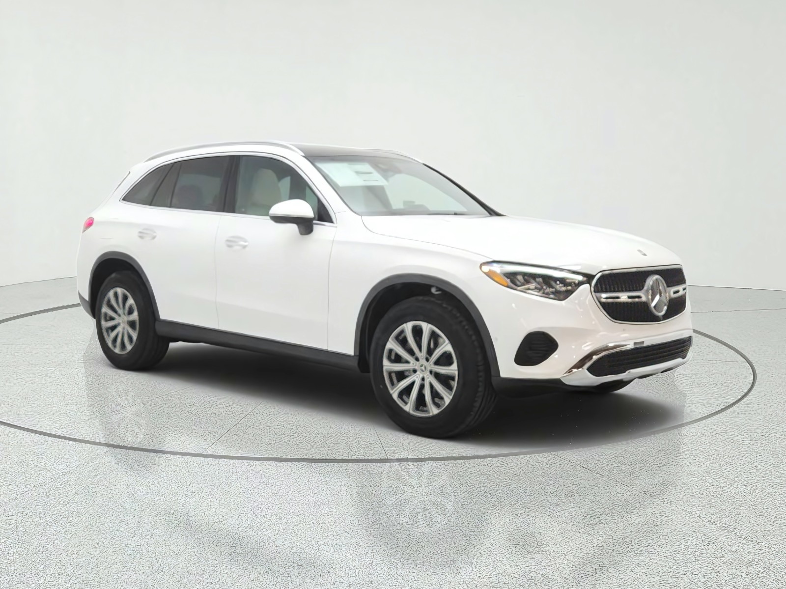 New 2027 Polar White Mercedes-Benz GLC 300 SUV image 3