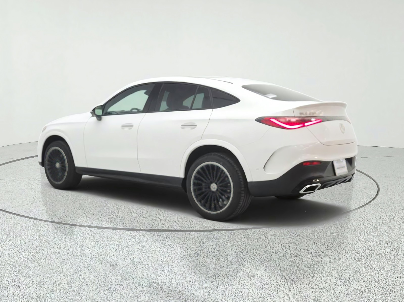 New 2027 Polar White Mercedes-Benz GLC 300 4MATIC® Coupe image 7